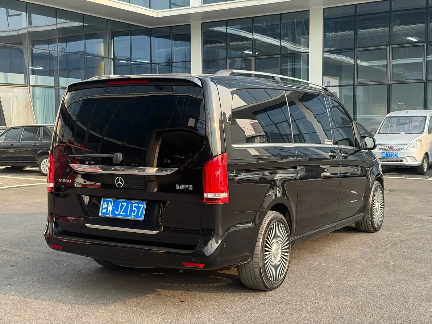 Mercedes-Benz V-Class 2020 — Şəkil 5/8