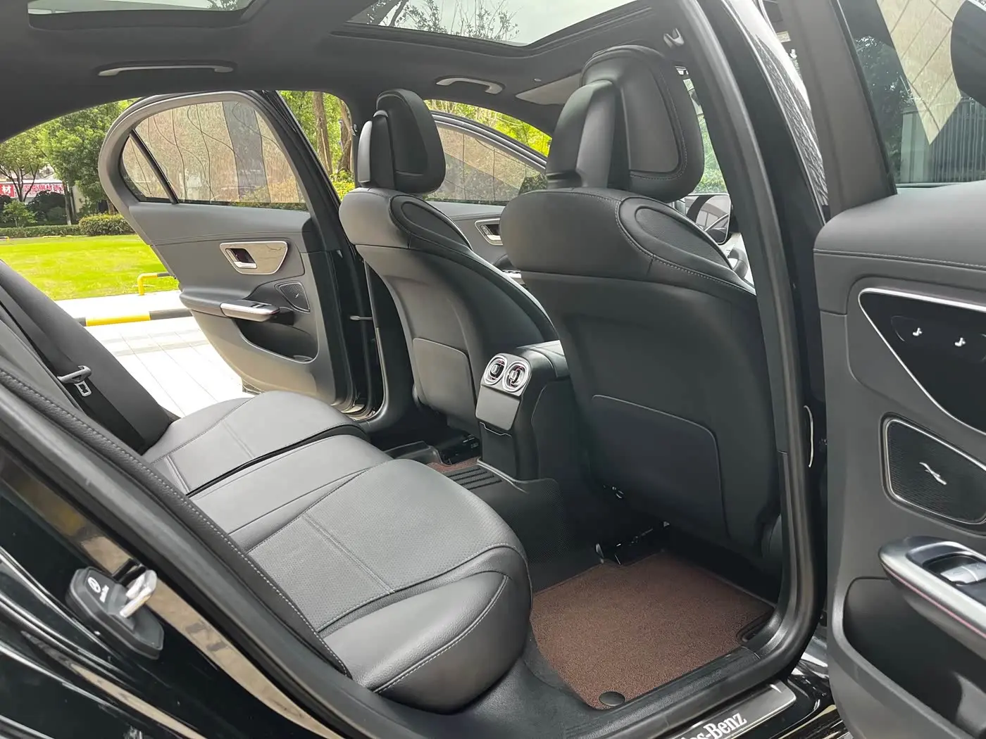 Mercedes-Benz C-Class 2022 — Фото 13/17