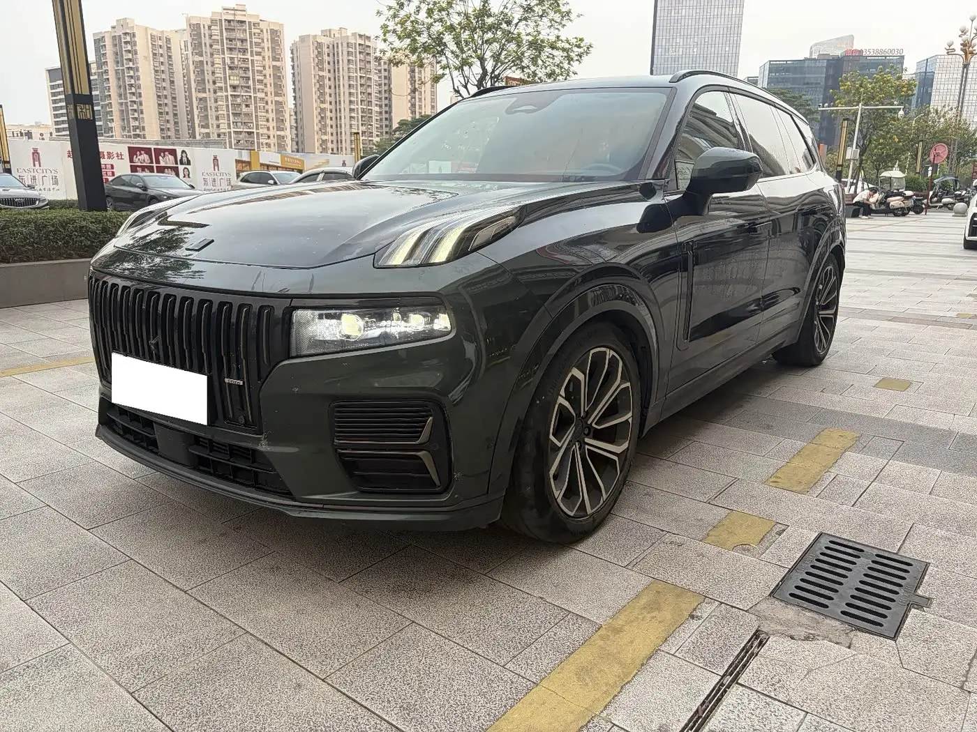 Lynk & Co 09 EM-P, 2024