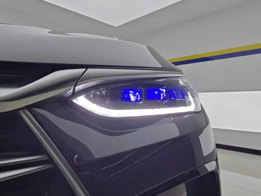 BYD Tang New Energy 2023 — Photo 5/16
