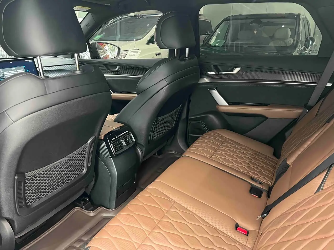 BYD Tang New Energy 2022 — Photo 8/9