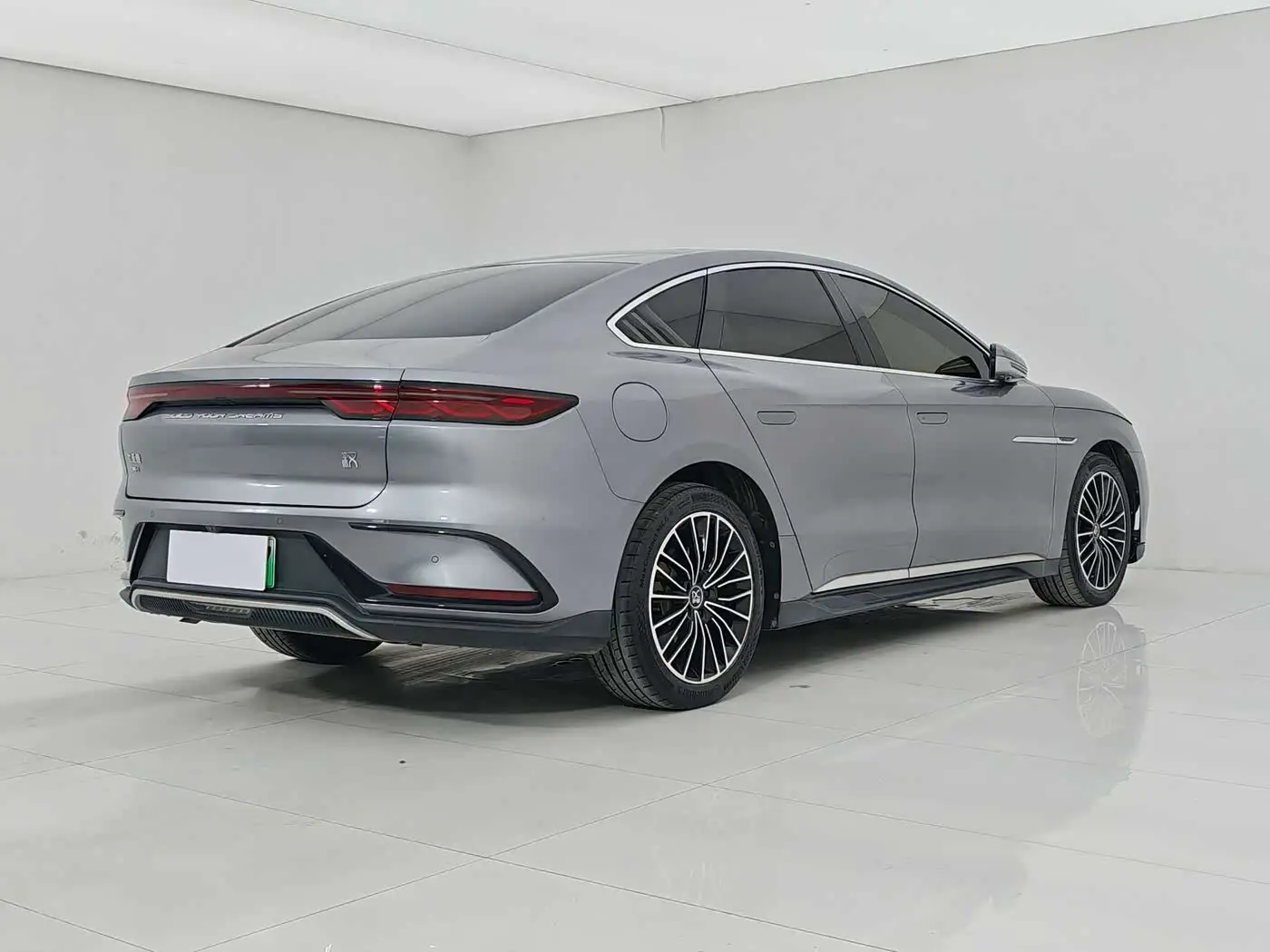 BYD Han 2022 — Şəkil 6/19