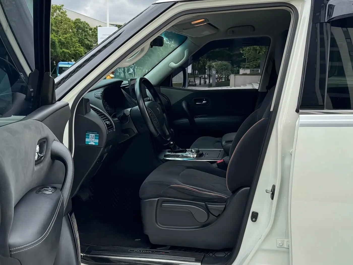 Nissan Patrol 2019 — Photo 18/20