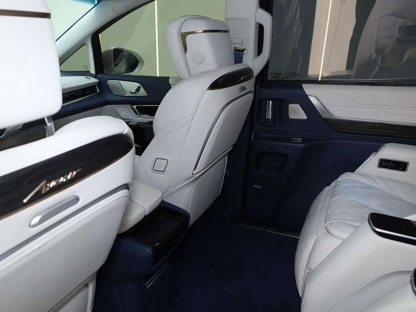 Buick Century 2025 — ფოტო 12/15