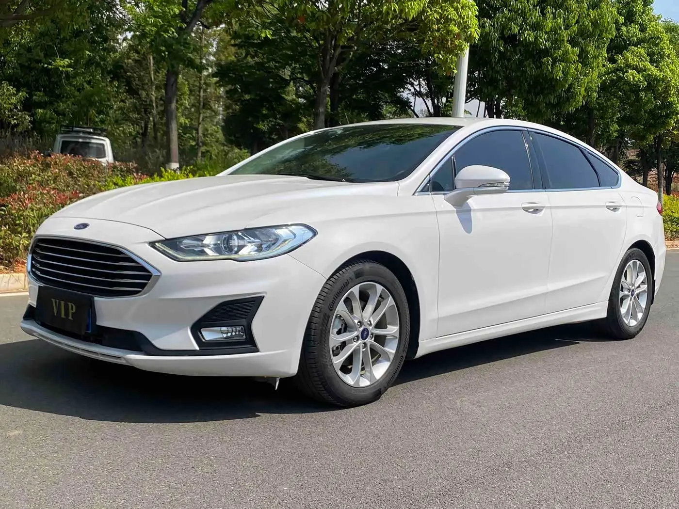 Ford Mondeo 2021 — Photo 2/9
