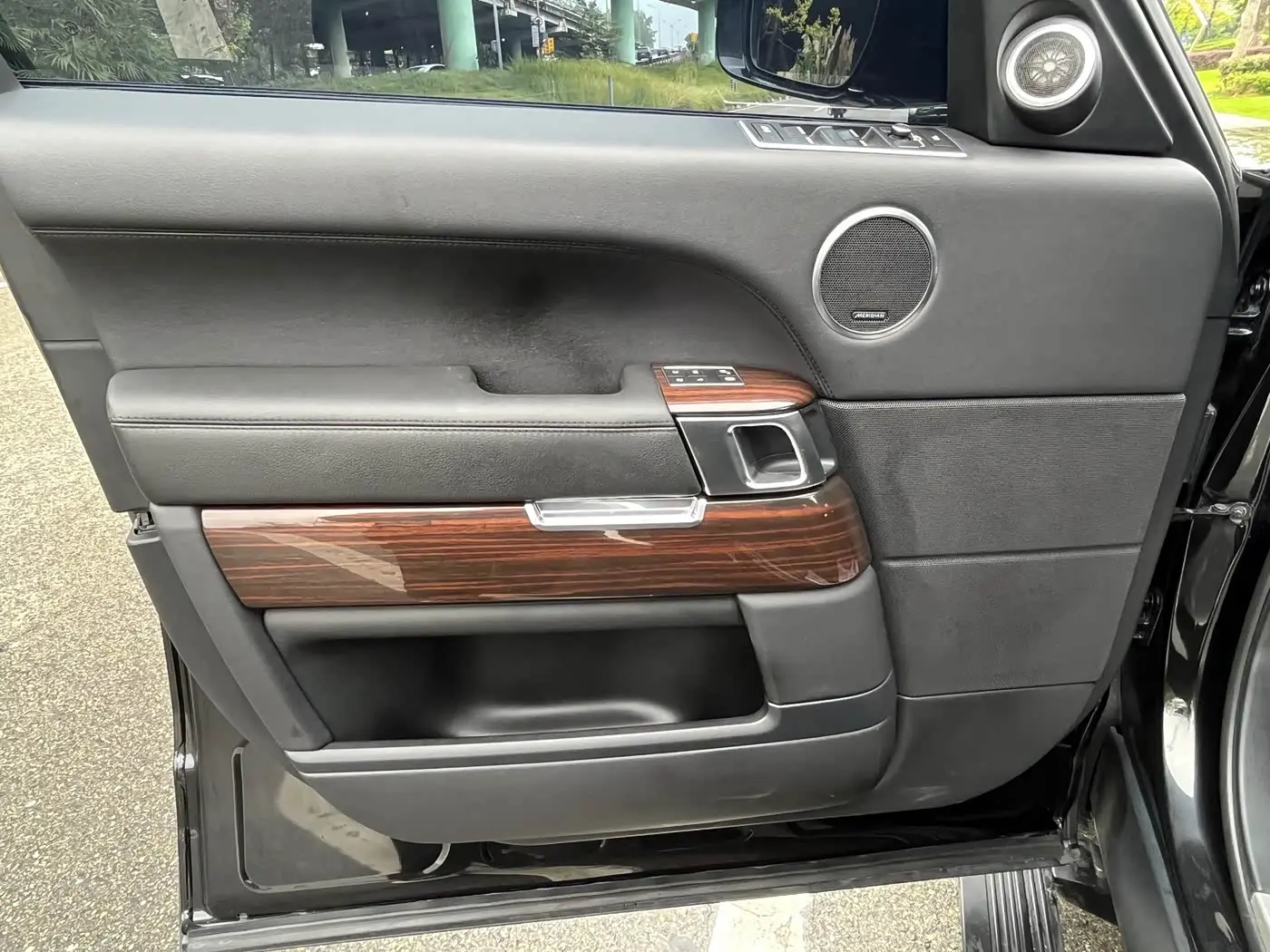 Land Rover Range Rover 2017 — Photo 11/14
