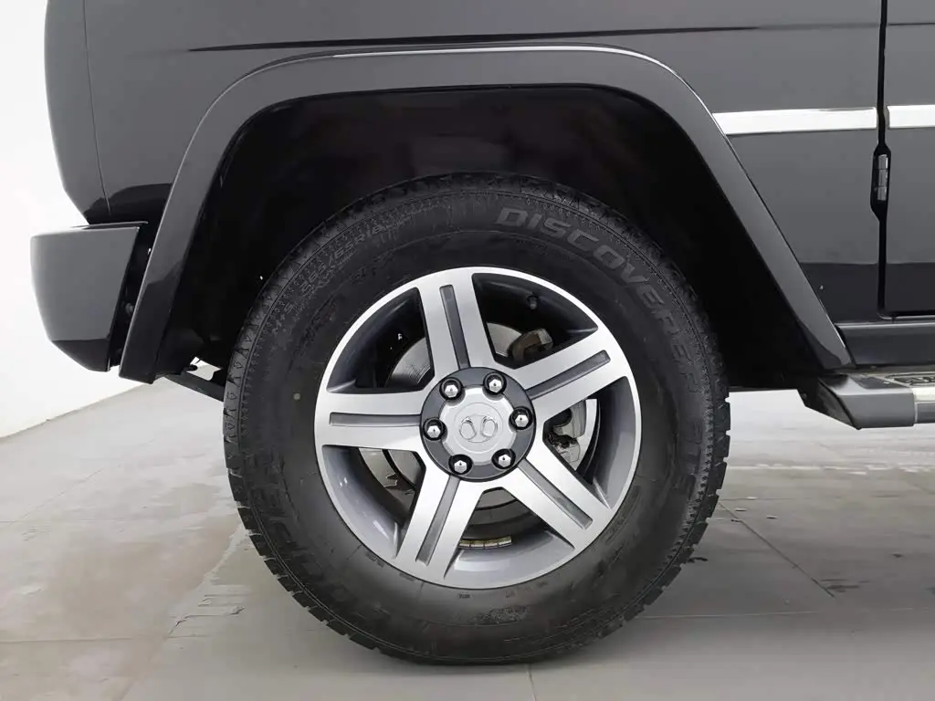 BAIC ORV Beijing Off-Road BJ80 2018 — Şəkil 17/20