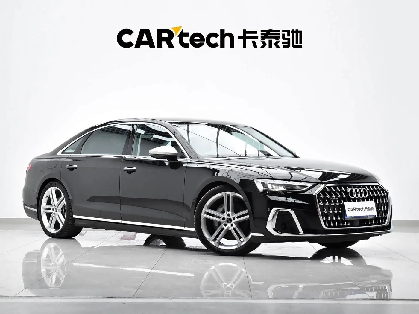 Audi A8 2023 — Фото 3/20