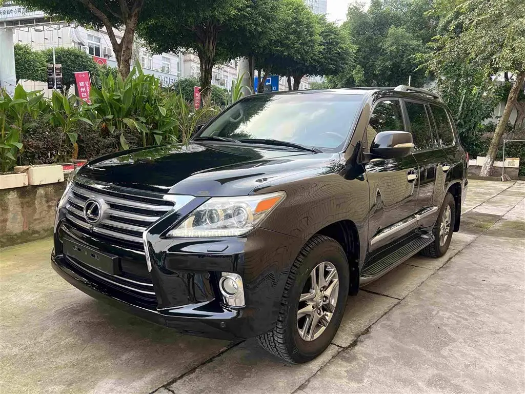 Lexus LX 2012 — Фото 2/17