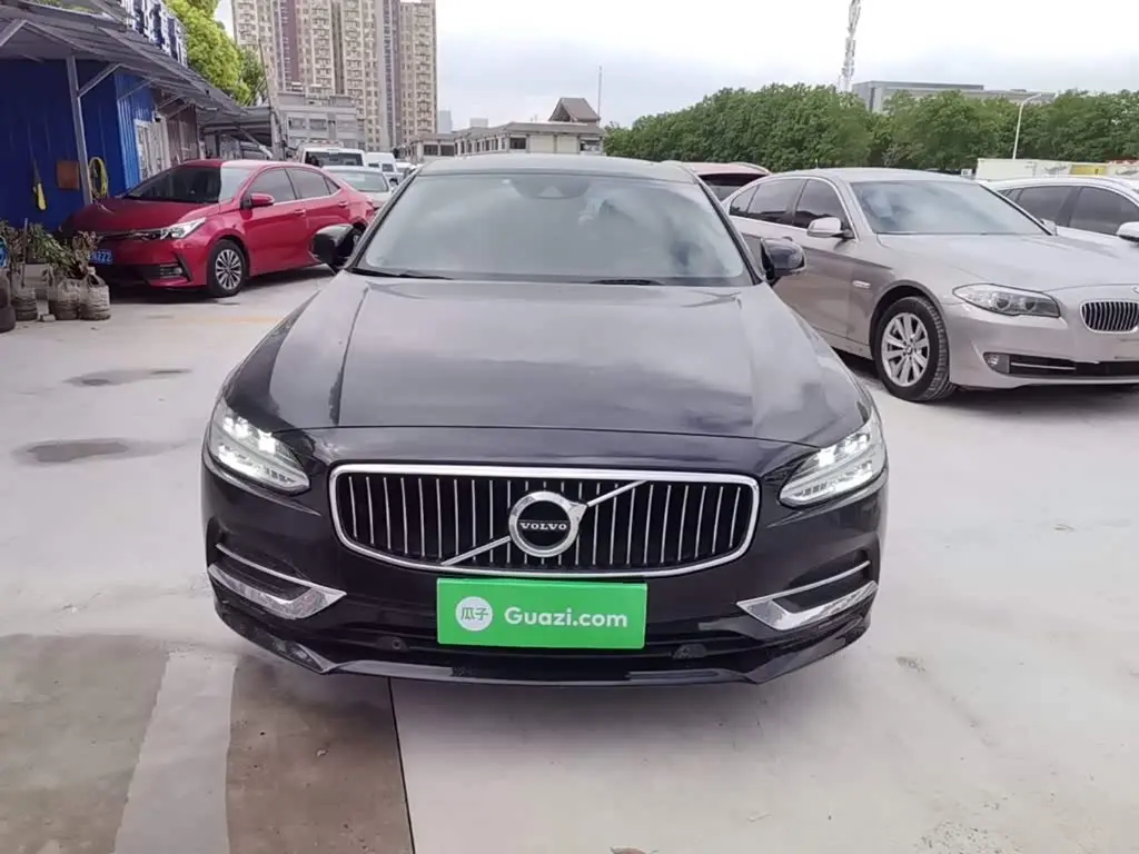Volvo S90 2018 — Фото 3/20