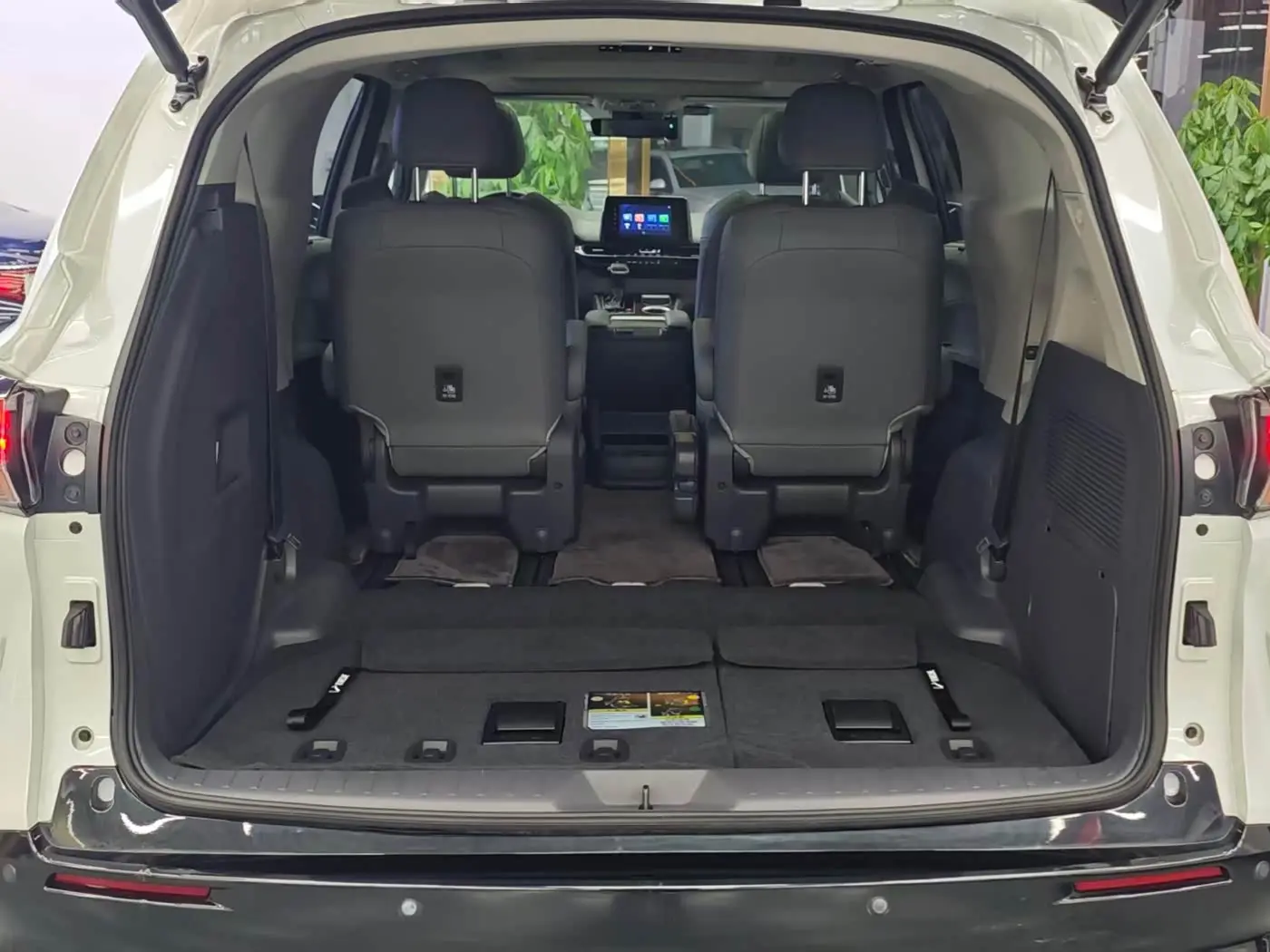 Toyota Sienna 2023 — Фото 20/20