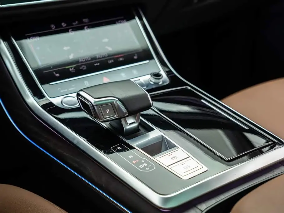 Audi Q7 2020 — Фото 13/20