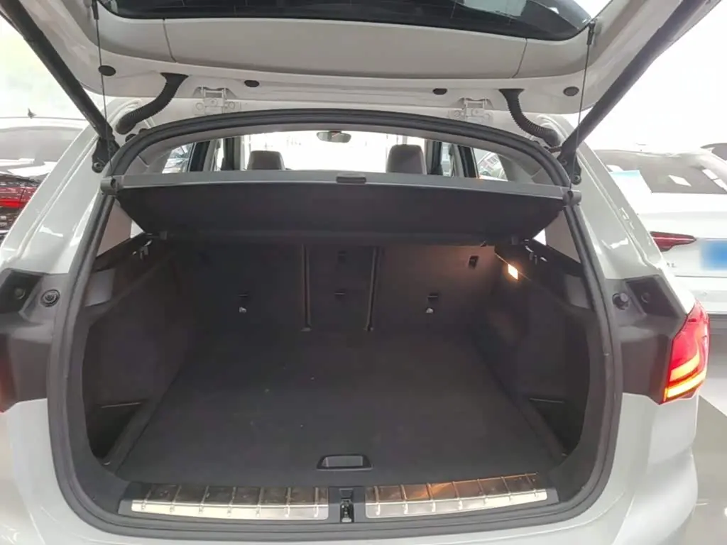 BMW X1 2021 — Photo 19/20