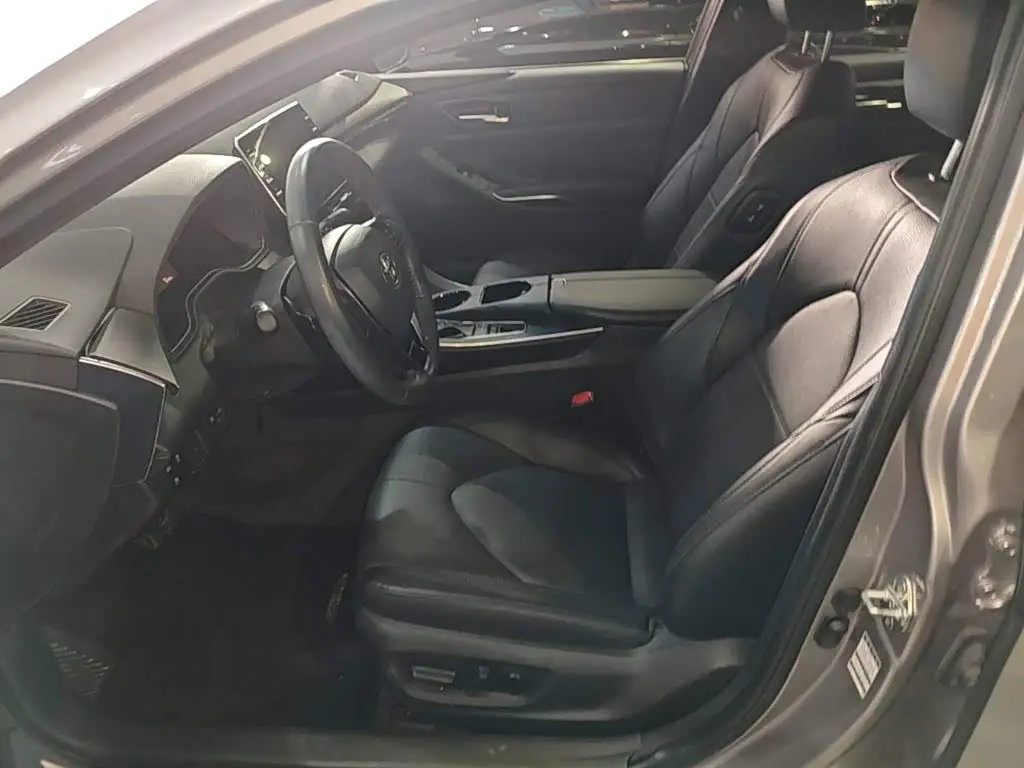 Toyota Avalon 2022 — Photo 14/19