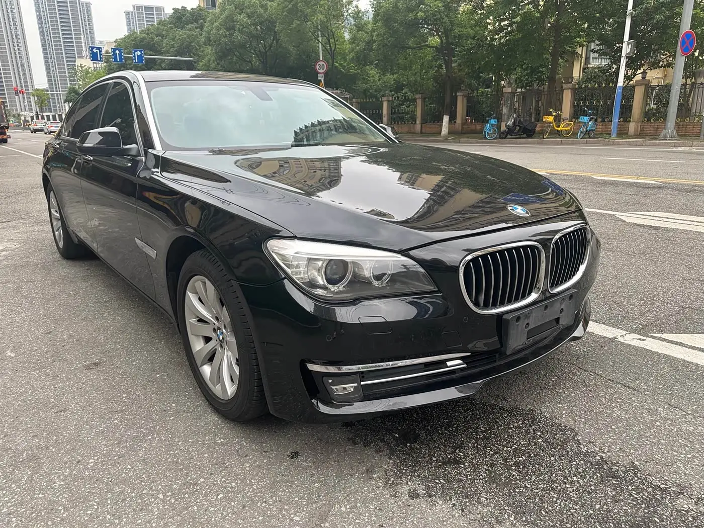 BMW 7 Series 2015 — Photo 3/20