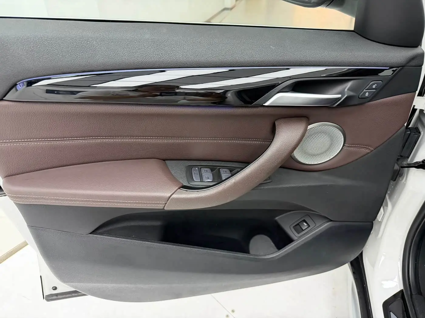 BMW X1 2022 — ფოტო 13/18