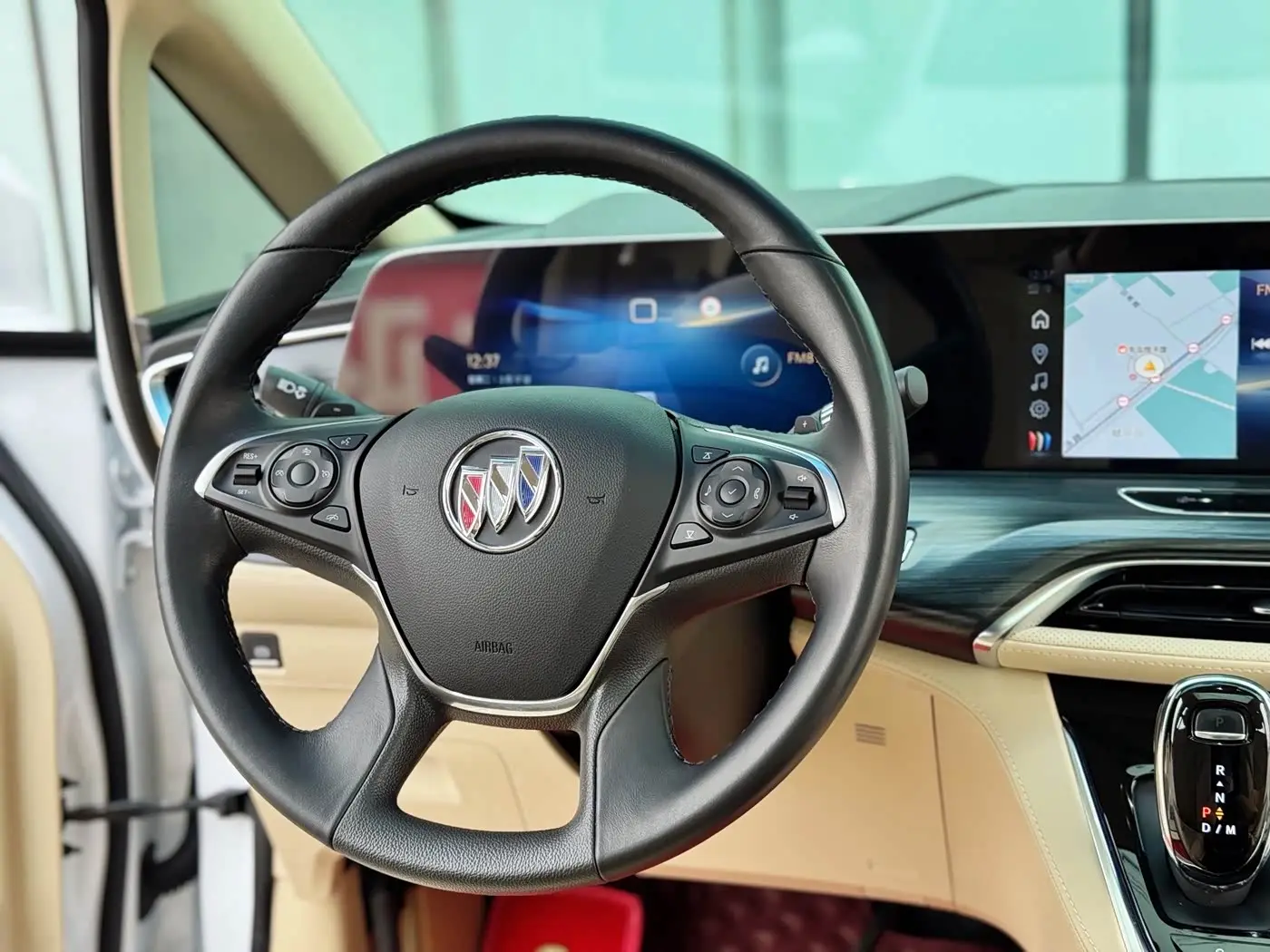 Buick GL8 2023 — ფოტო 14/20