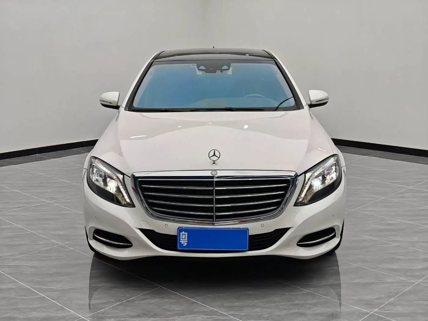 Mercedes-Benz S-Class 2014 — Photo 2/10