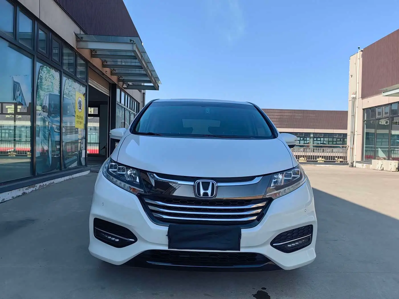 Honda Odyssey 2018 — Photo 2/15