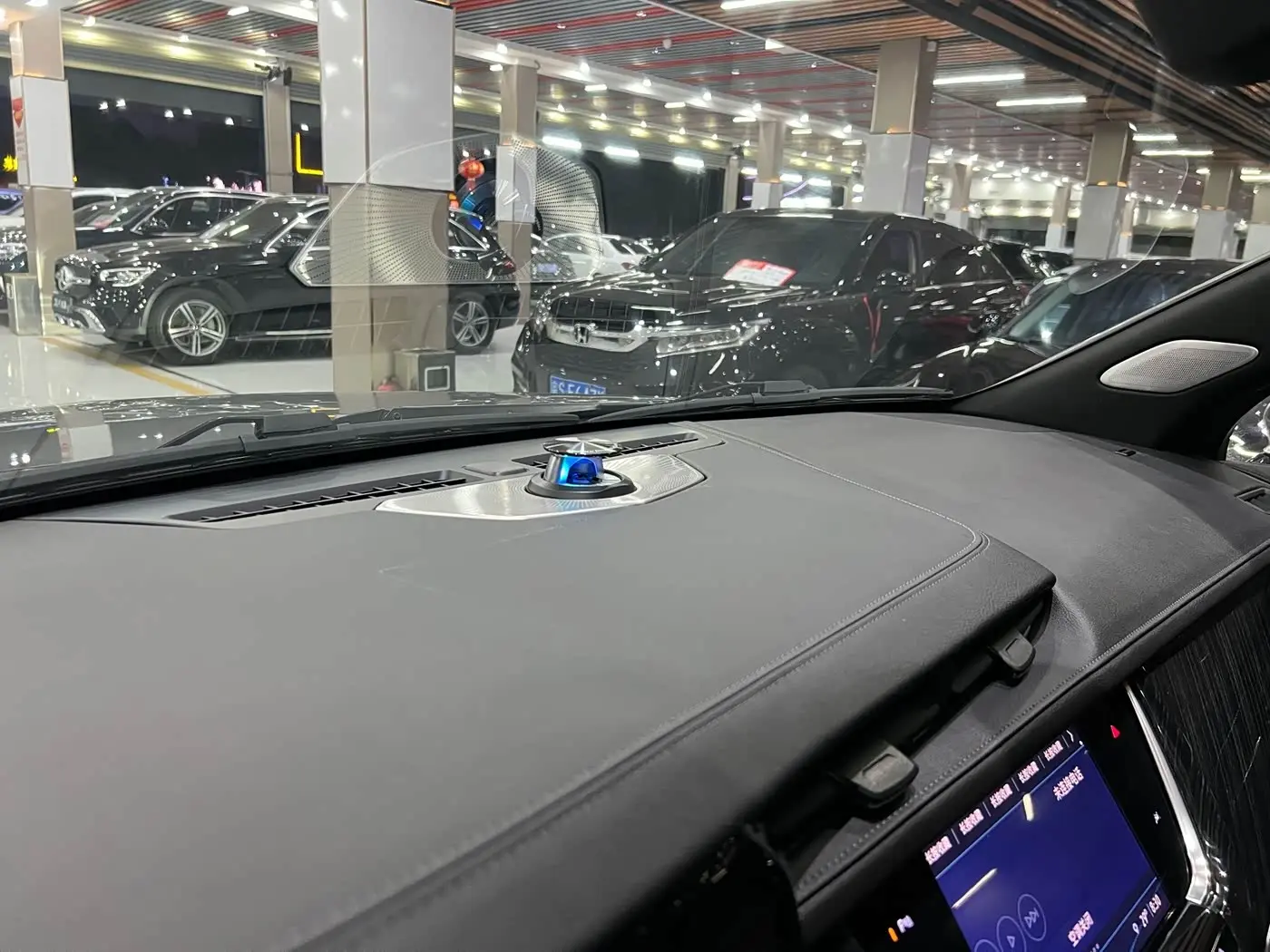 Cadillac XT6 2021 — Photo 15/15