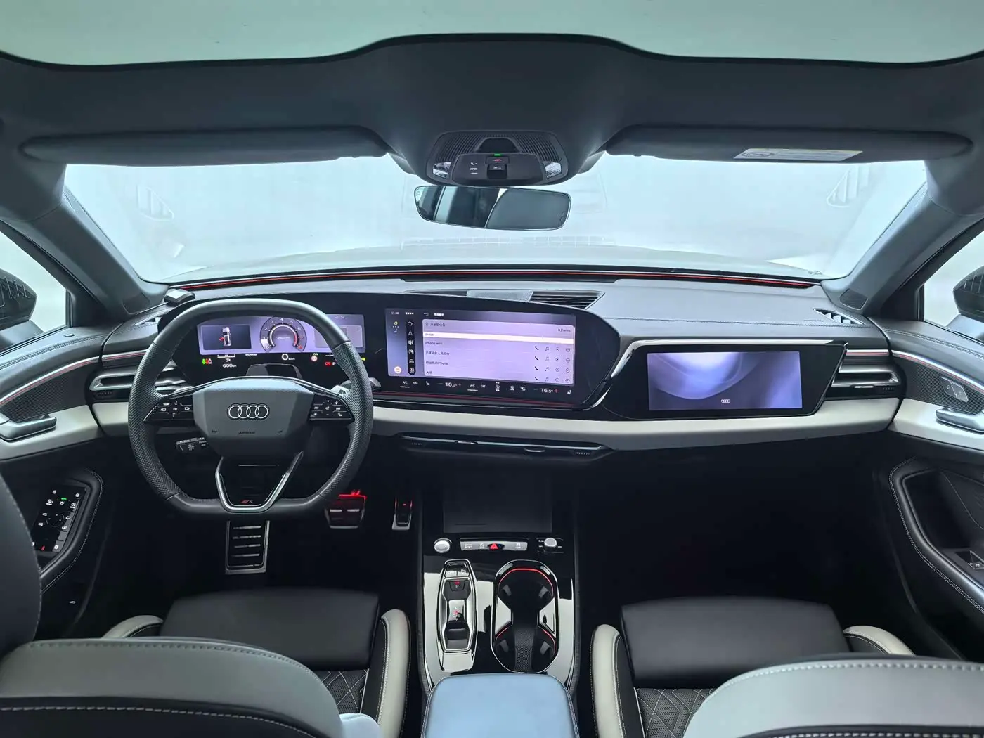 Audi A5L 2025 — Photo 14/18