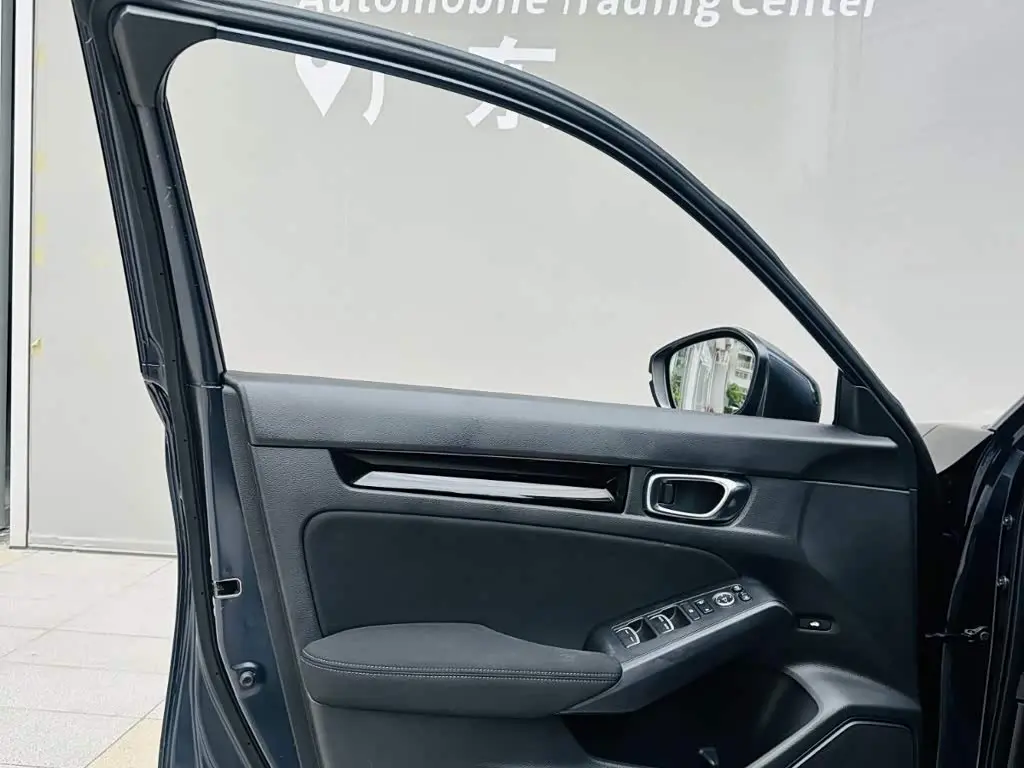 Honda Civic 2024 — Photo 19/20