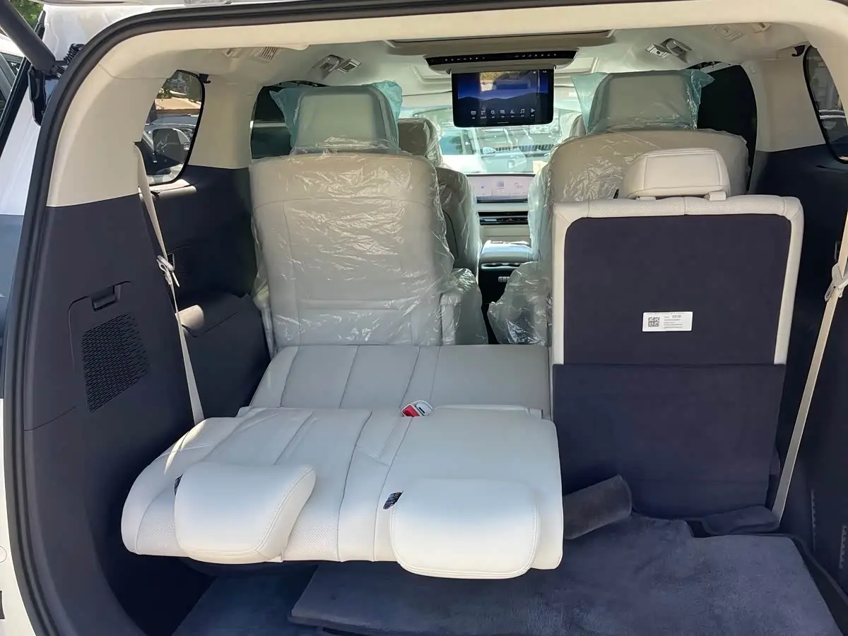 Buick GL8 New Energy 2026 — Photo 17/20