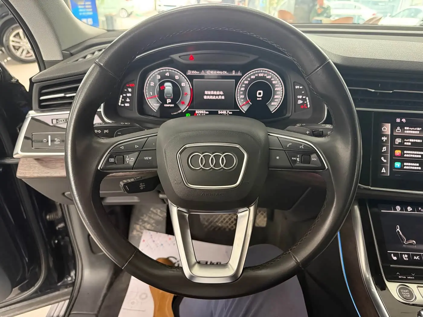 Audi Q7 2020 — Фото 7/20
