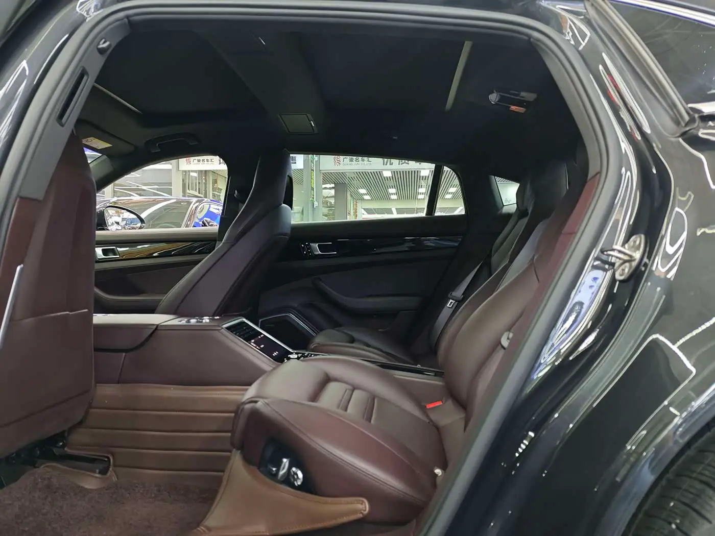 Porsche Panamera 2018 — Şəkil 6/20