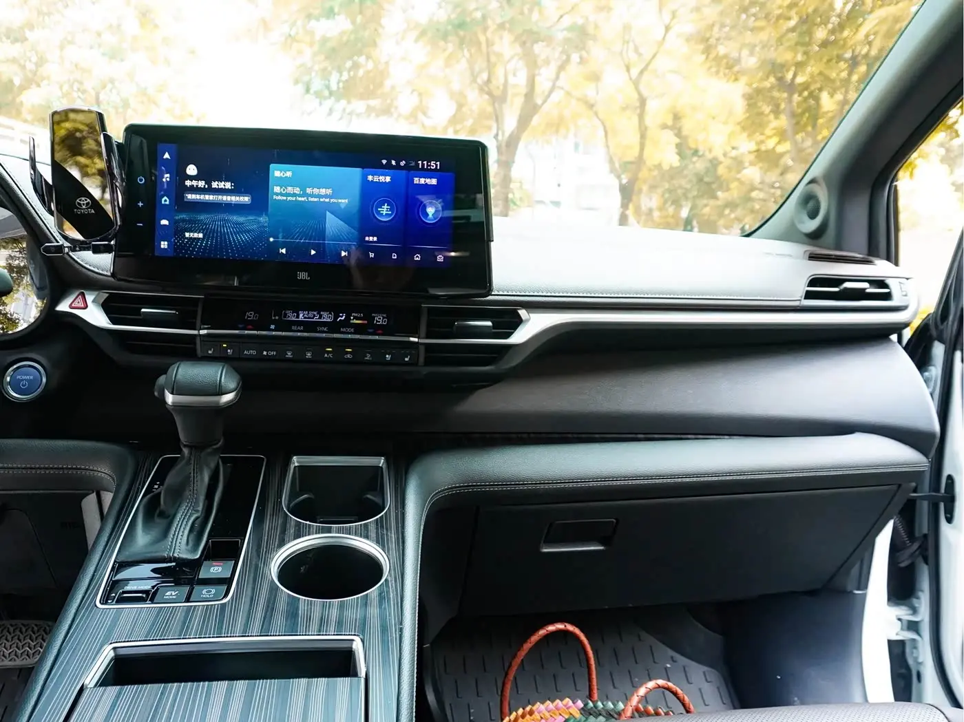 Toyota Sienna 2022 — Photo 15/20
