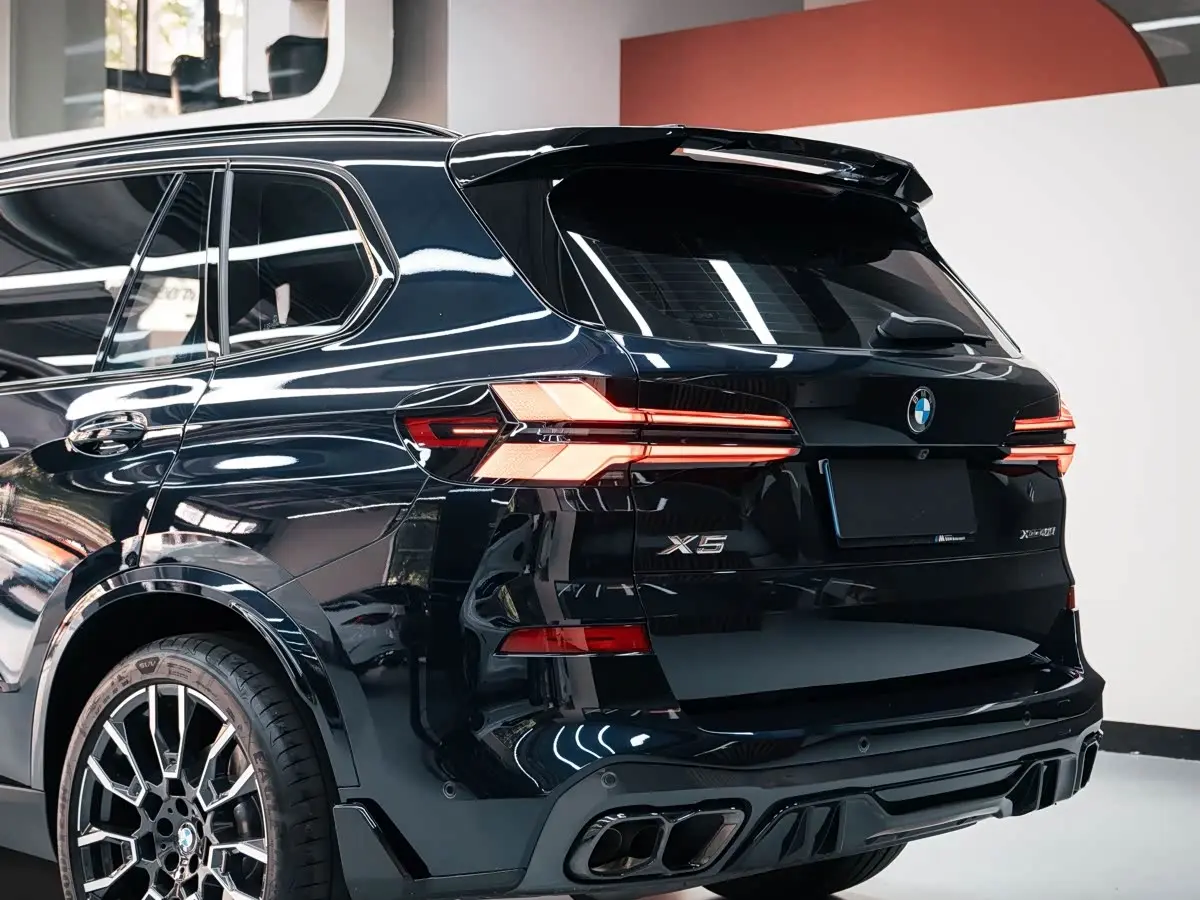 BMW X5 2025 — Photo 8/20