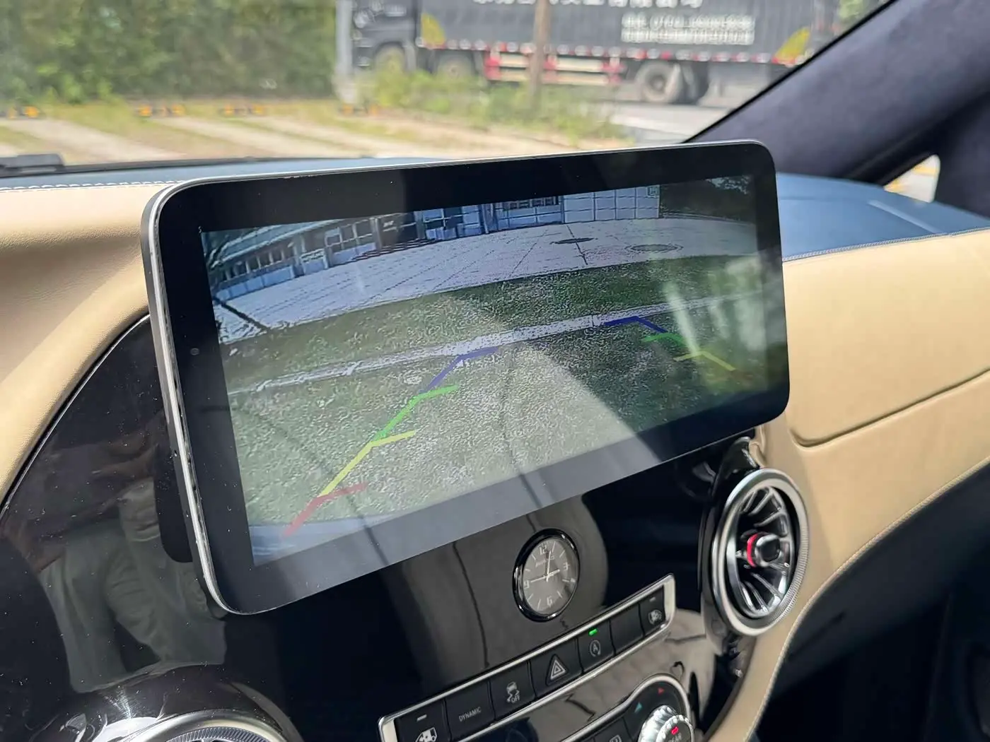 Mercedes-Benz Vito 2021 — Photo 12/20