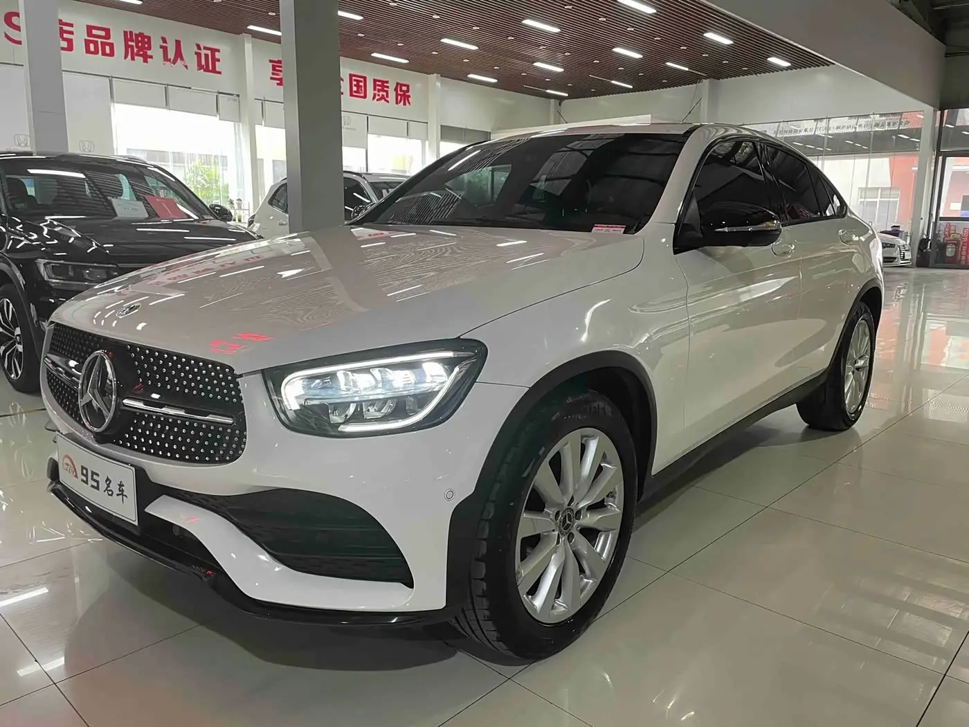 Mercedes-Benz GLC Coupe 2020 — Photo 1/16