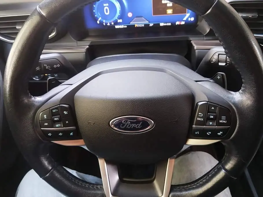 Ford Explorer 2020 — Şəkil 15/16