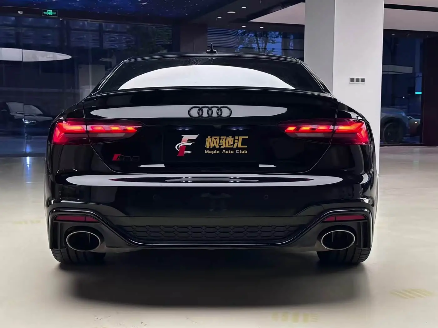 Audi RS 5 2023 — Фото 15/17