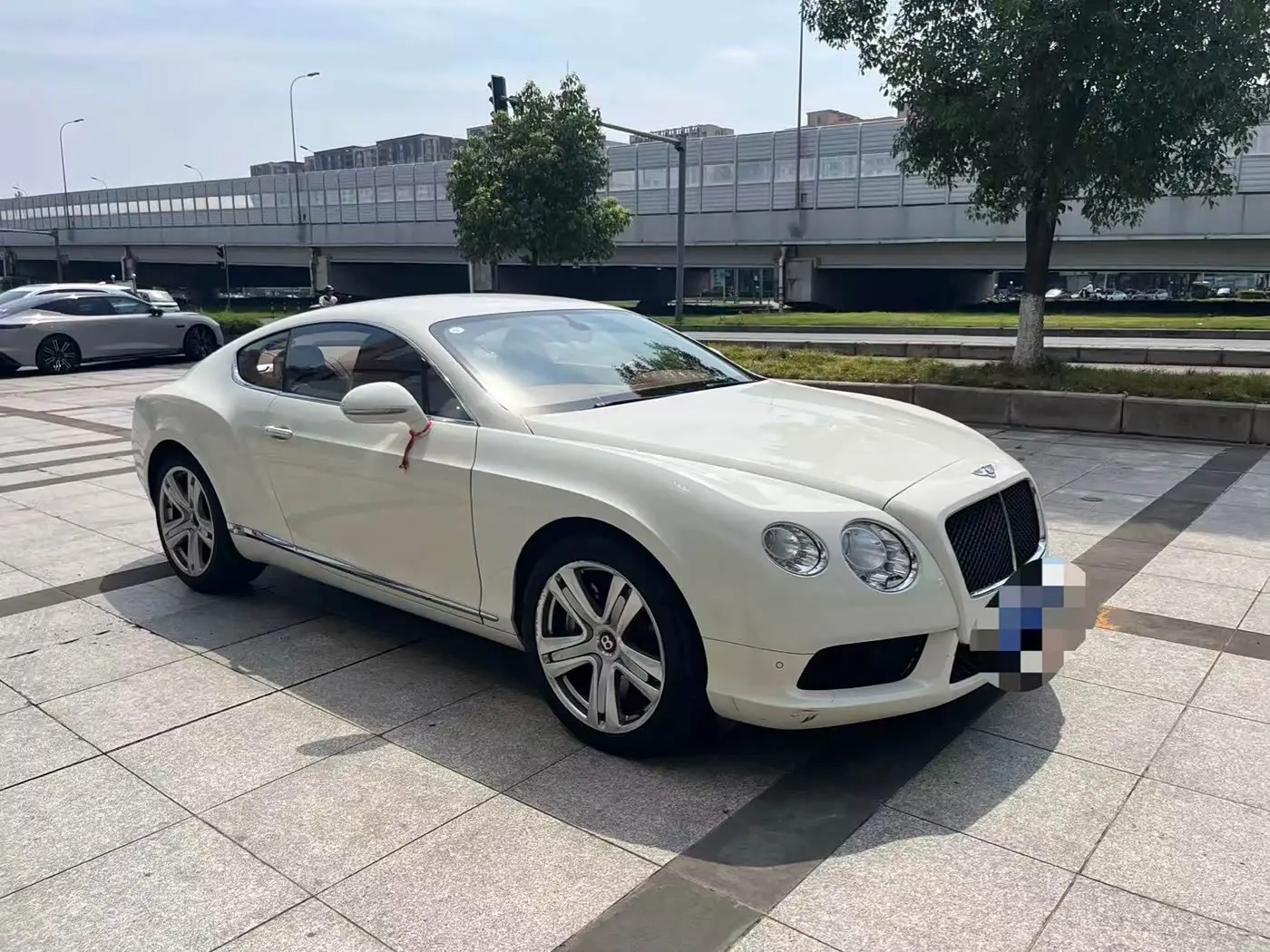 Bentley Continental 2014 — Фото 3/10