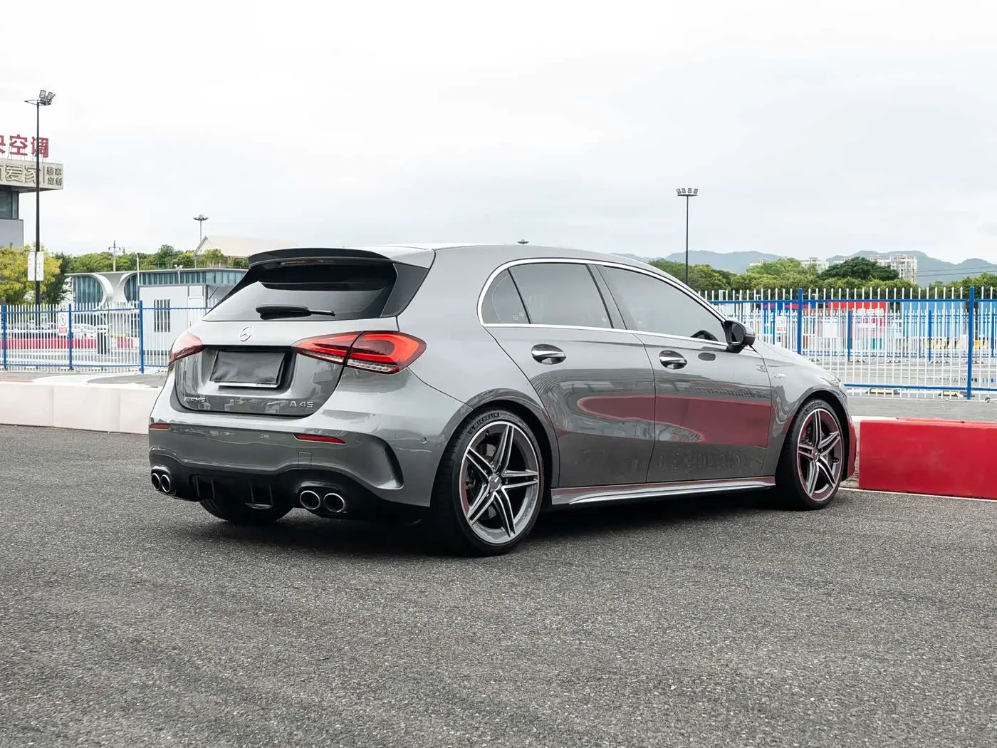 Mercedes-Benz A-Class AMG 2023 — Фото 11/12