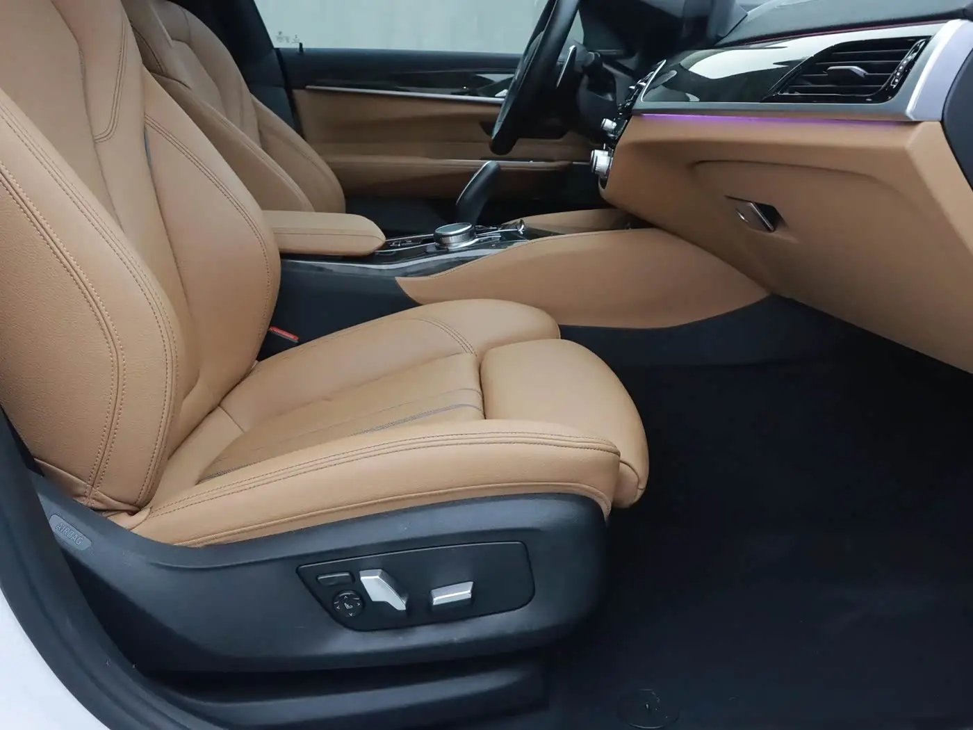 BMW 6 Series GT 2022 — Photo 8/20