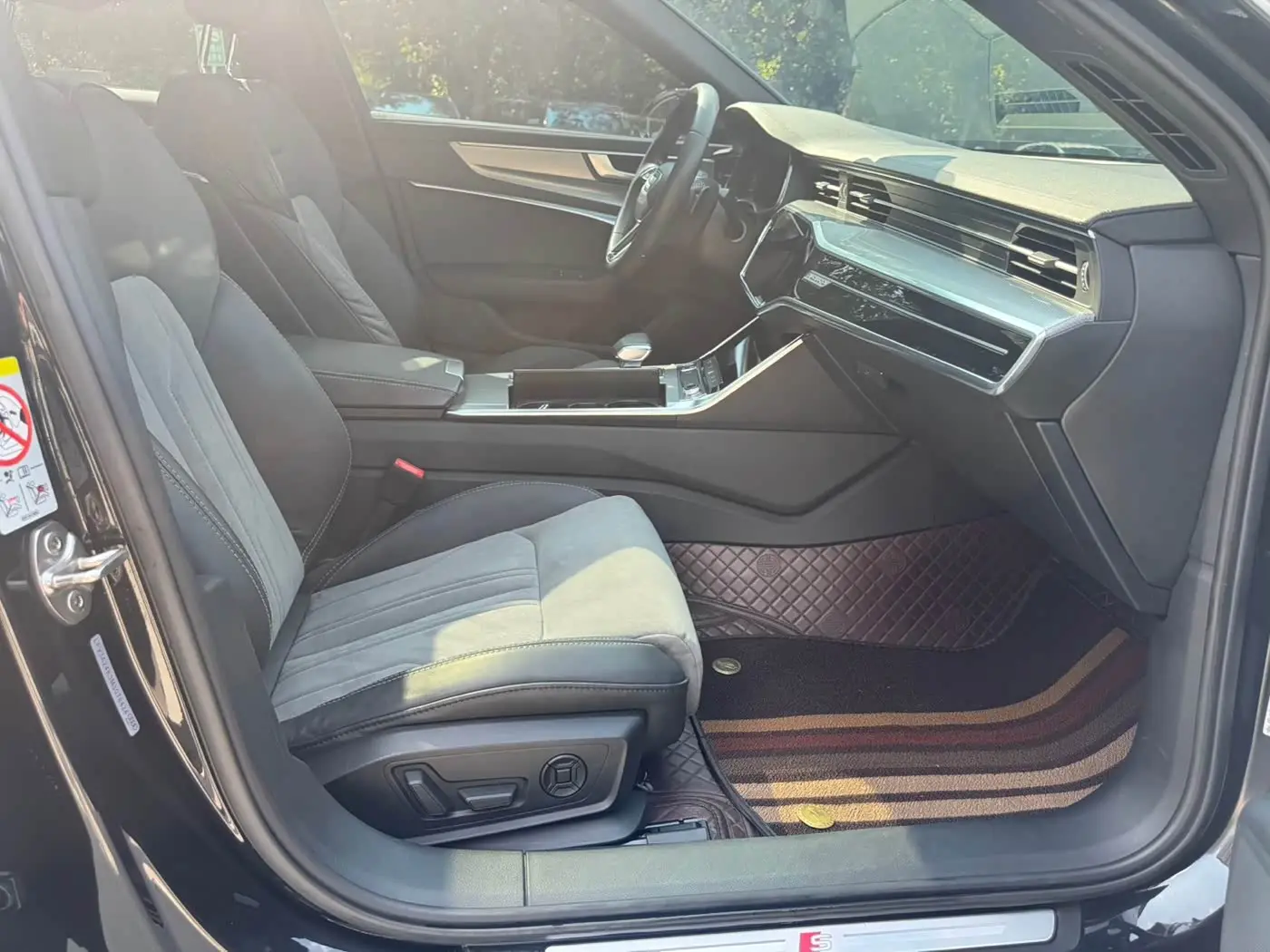 Audi A6L 2021 — Şəkil 14/14