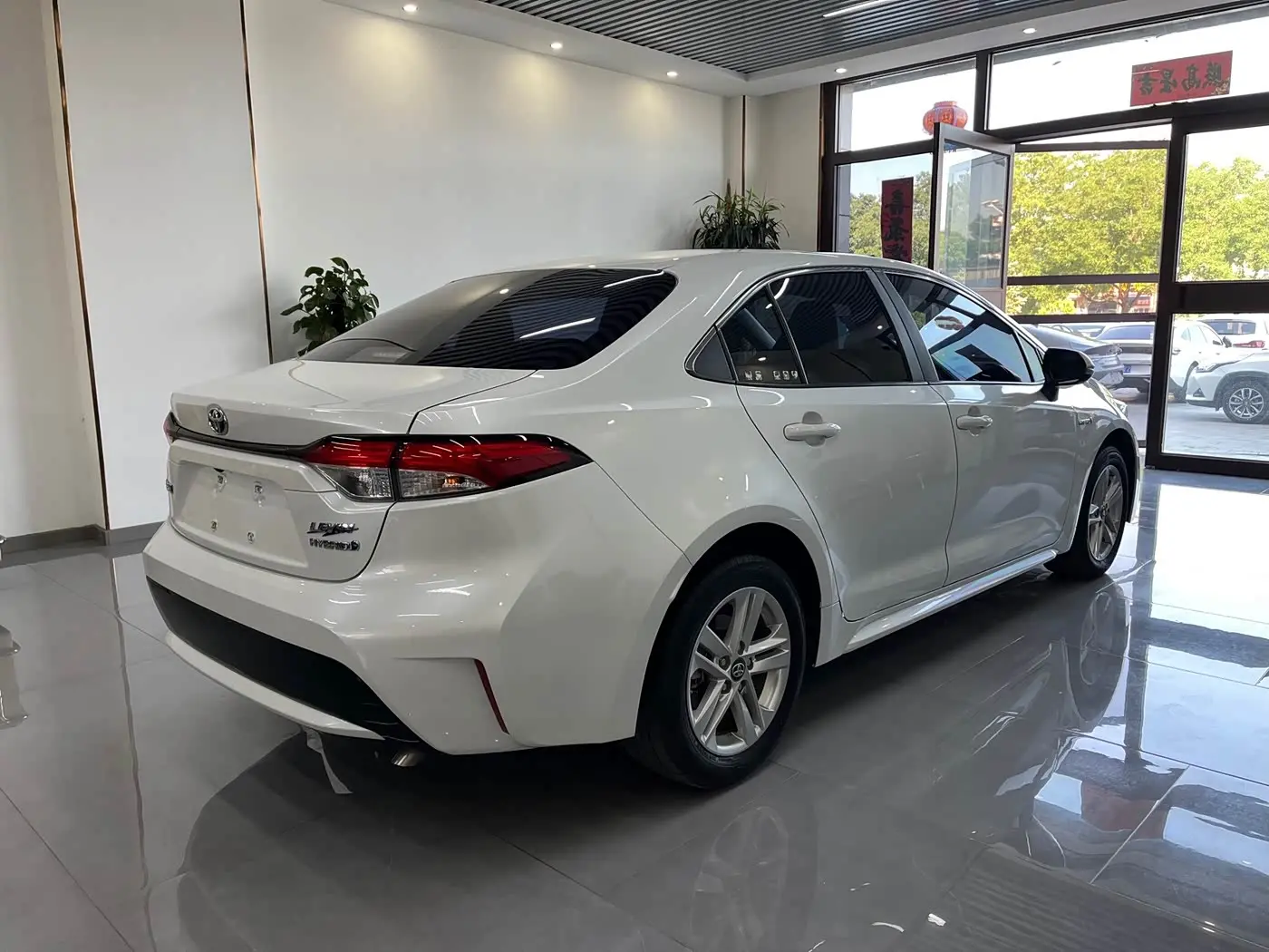 Toyota Levin 2022 — Photo 4/12