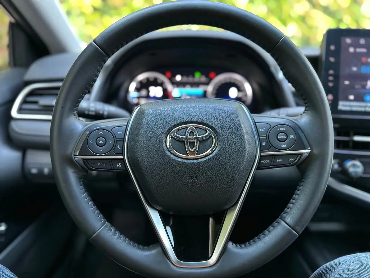 Toyota Camry 2024 — Photo 9/15