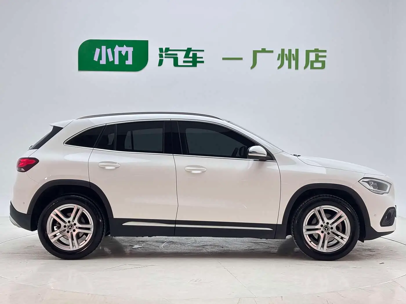 Mercedes-Benz GLA 2021 — Фото 7/20