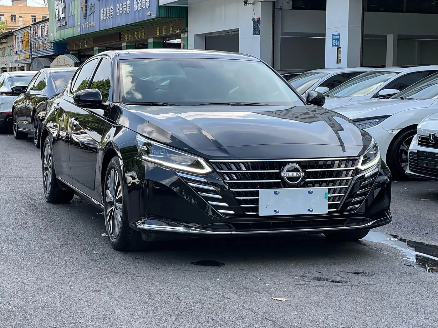 Nissan Teana 2023 — Photo 1/9