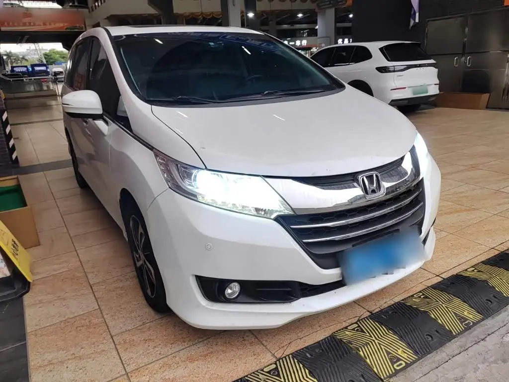 Honda Odyssey 2017 — Photo 4/20
