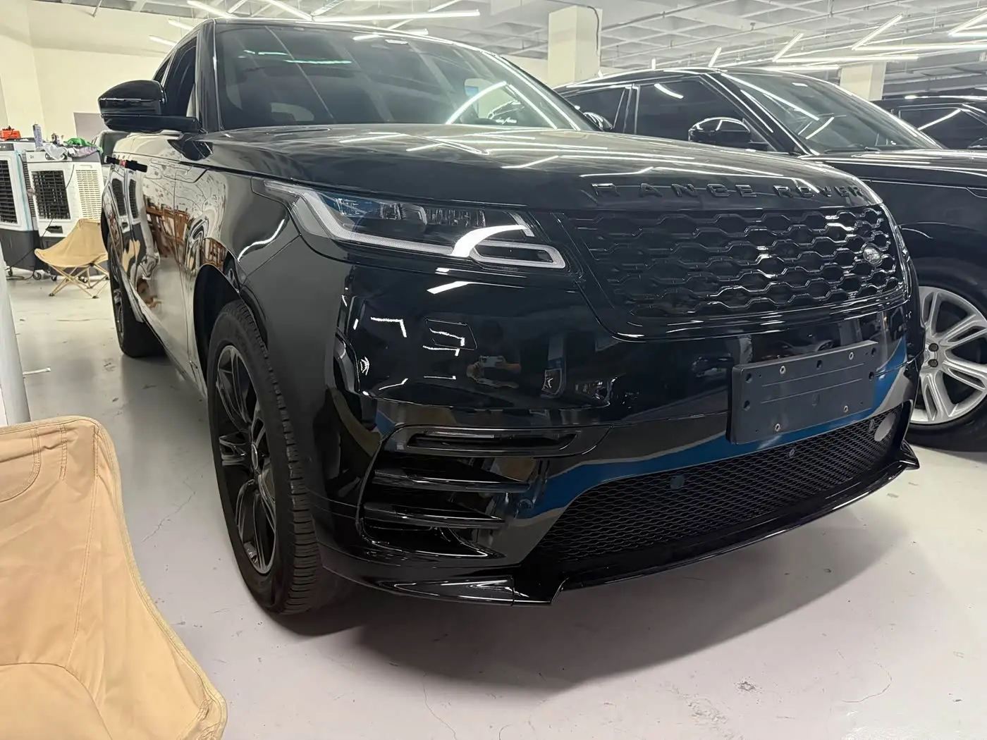 Land Rover Range Rover Velar 2021 — ფოტო 3/9
