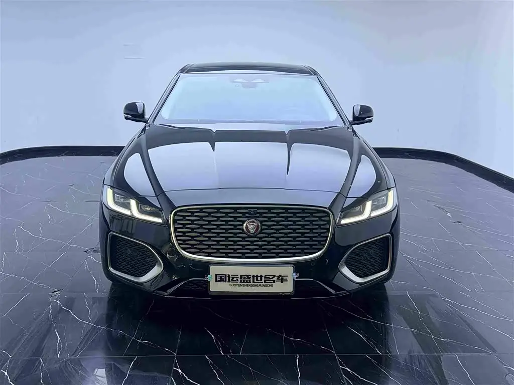 Jaguar XFL 2025 — Фото 2/20