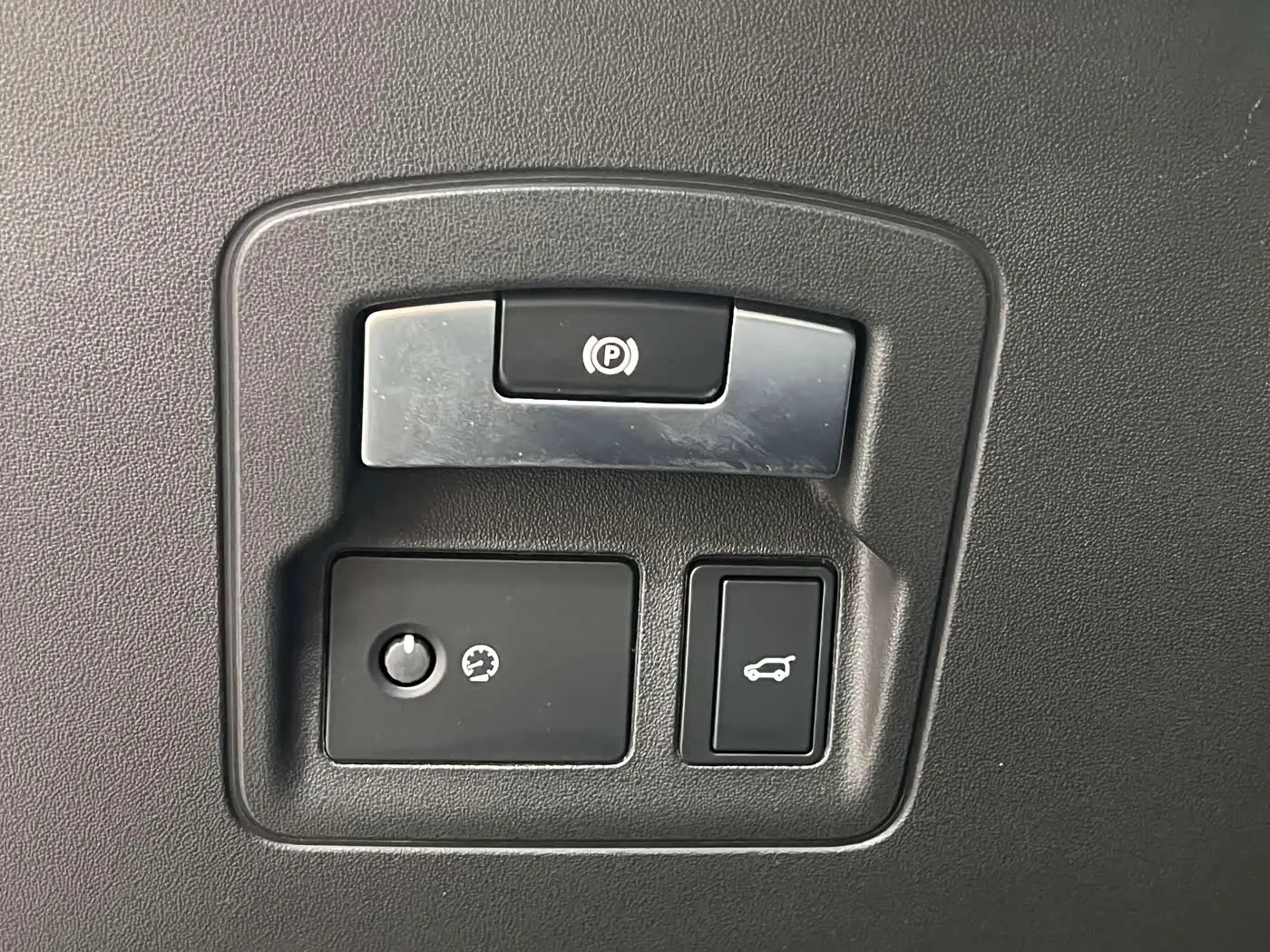 Land Rover Range Rover Velar 2020 — Фото 16/20