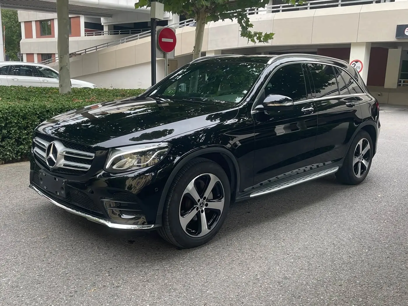 Mercedes-Benz GLC 2019 — Фото 1/16