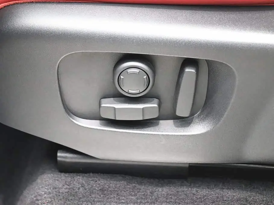 Land Rover Range Rover Sport 2021 — Photo 12/20