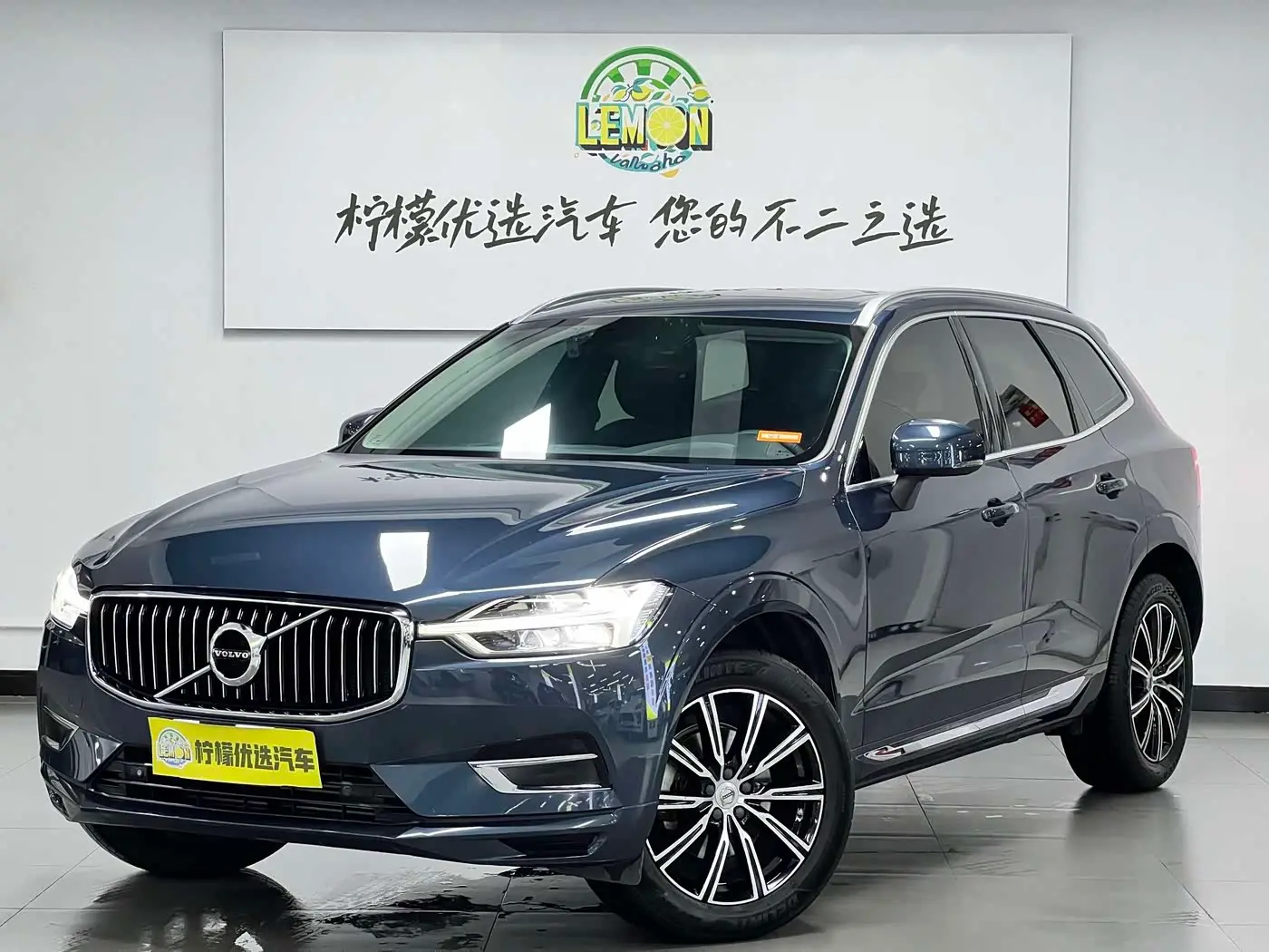 Volvo XC60 2021 — Фото 2/20
